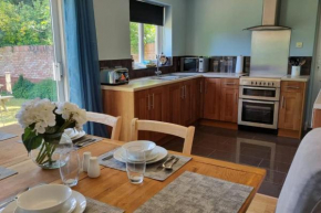 Windsor property near Legoland with free parking